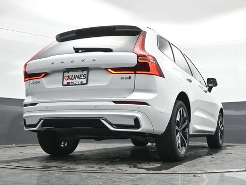 New 2026 Volvo XC60 B5 Plus w/ Climate Package AWD/4WD image 36