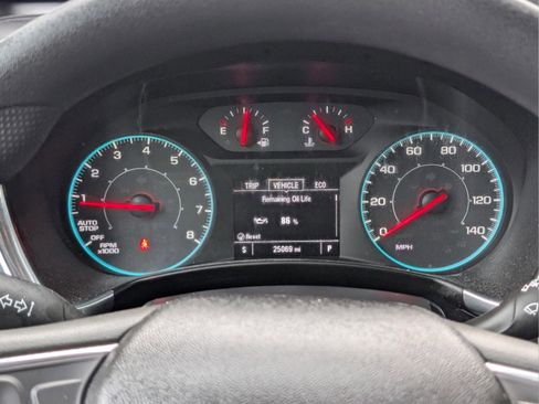 Used 2019 Chevrolet Equinox LS image 37