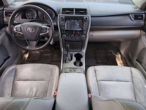 Used 2017 Toyota Camry XLE image 16