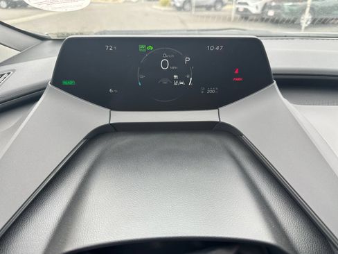 Used 2026 Toyota Prius Plug-In Hybrid FWD image 18