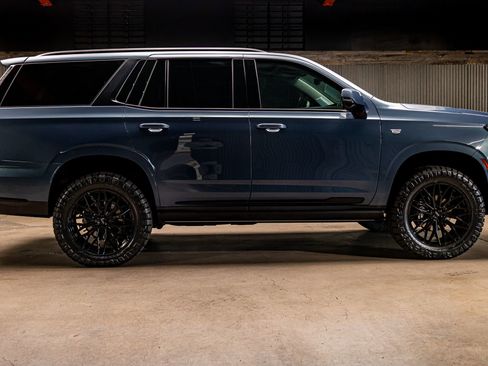 Used 2025 Cadillac Escalade Sport Platinum w/ LPO, Floor Liner Package image 11