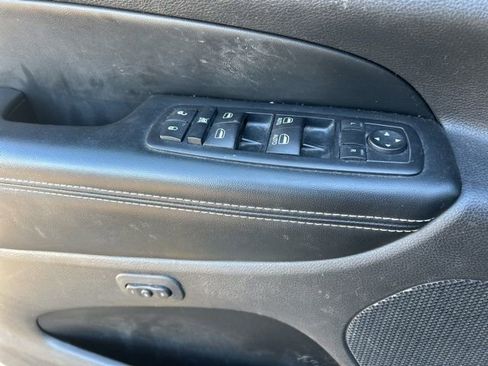 Used 2017 Jeep Grand Cherokee Limited w/ Trailer Tow Group IV image 8