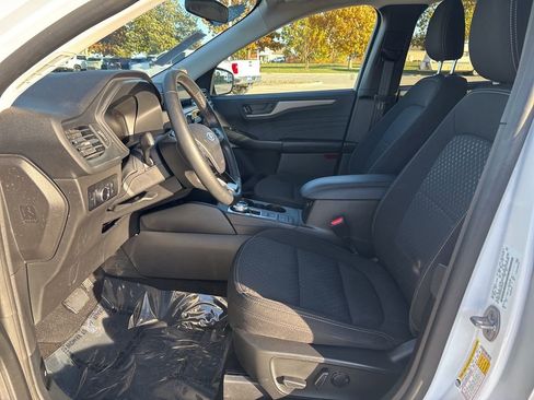Used 2023 Ford Escape Active image 15