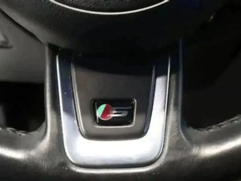 Used 2020 Jaguar F-PACE S AWD/4WD image 18
