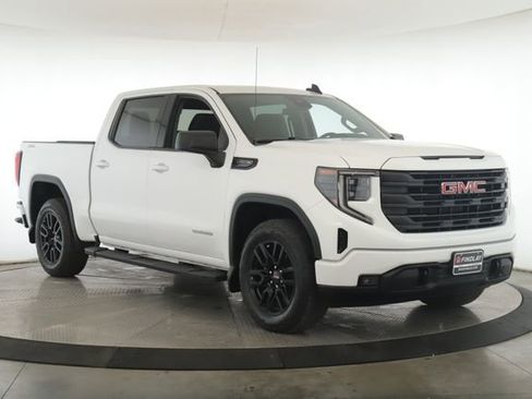 Used 2024 GMC Sierra 1500 Elevation w/ X31 Off-Road Package image 2