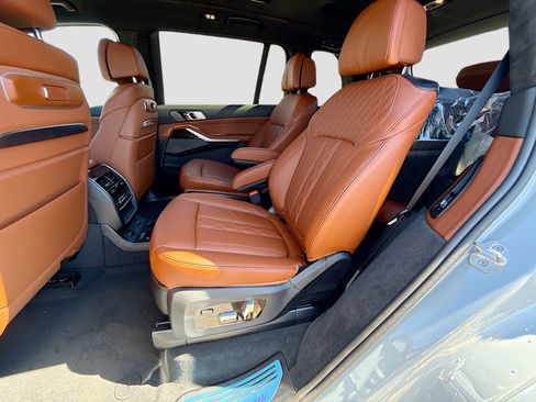 New 2026 BMW X7 xDrive40i w/ Executive Package image 22