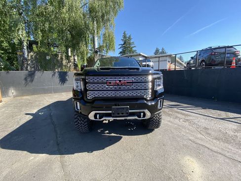 Used 2020 GMC Sierra 2500 Denali w/ Denali Ultimate Package AWD/4WD image 9