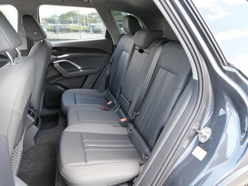 Used 2025 Audi Q5 Premium Plus w/ Premium Plus AWD/4WD image 22
