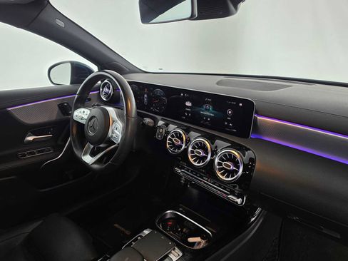 Used 2019 Mercedes-Benz A 220 image 11