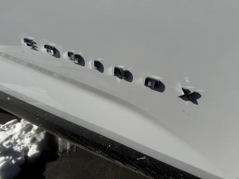 Used 2025 Chevrolet Equinox LT image 4