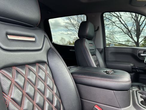 Used 2021 GMC Sierra 1500 SLT w/ SLT Premium Plus Package image 35