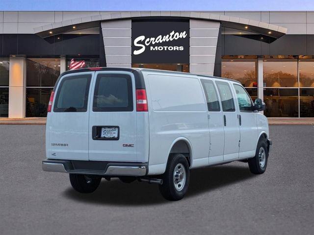 New 2026 GMC Savana 3500 Extended w/ Driver Convenience Package RWD image 5