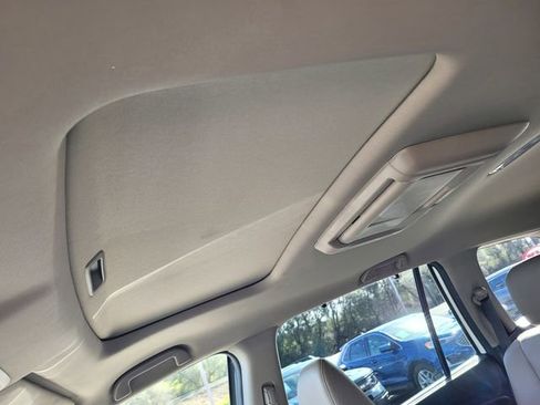 Used 2016 Honda Pilot Touring image 20