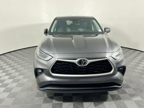Used 2023 Toyota Highlander LE image 10