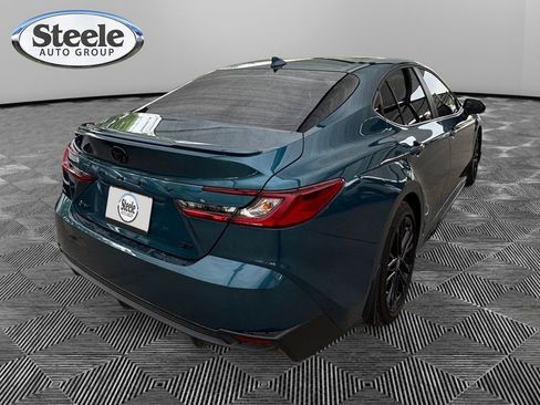 Used 2026 Toyota Camry SE w/ Convenience Package FWD image 5