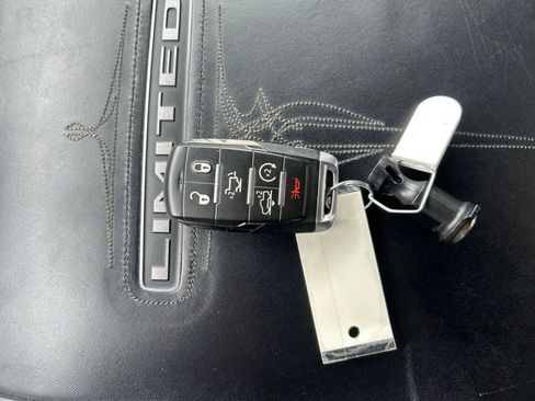 Used 2022 RAM 1500 Limited image 29