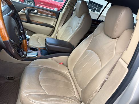 Used 2011 Buick Enclave CXL w/ Trailering Provision Package image 2