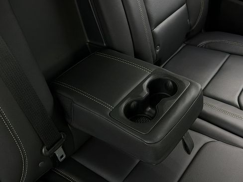 Used 2025 RAM 1500 Big Horn AWD/4WD image 42