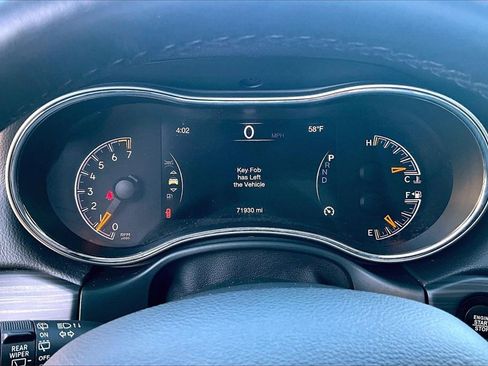 Used 2021 Jeep Grand Cherokee Laredo X image 13