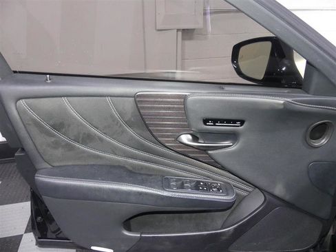 Used 2018 Lexus LS 500 AWD image 18