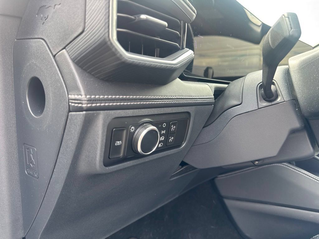 Used 2025 Ford Mustang Premium RWD image 22