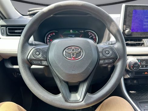 Certified 2025 Toyota RAV4 XLE FWD image 15
