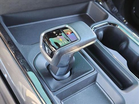 Used 2025 Chevrolet Silverado 1500 ZR2 w/ Technology Package image 11