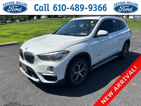 Used 2018 BMW X1 xDrive28i AWD/4WD image 1