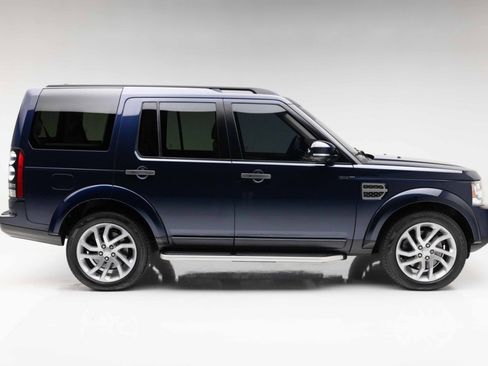 Used 2016 Land Rover LR4 HSE AWD/4WD image 15