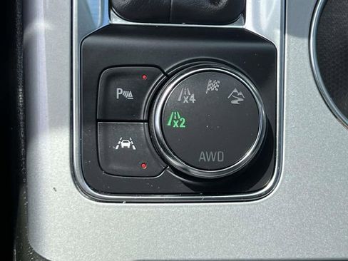 Used 2021 Chevrolet Blazer LT AWD/4WD image 32