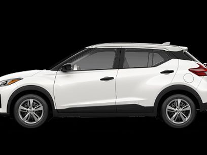 New 2025 Nissan Kicks Play S