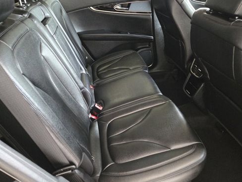 Used 2023 Lincoln Nautilus AWD w/ Premium Package image 8