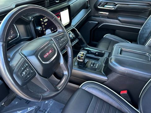 Used 2022 GMC Sierra 1500 AT4X image 10