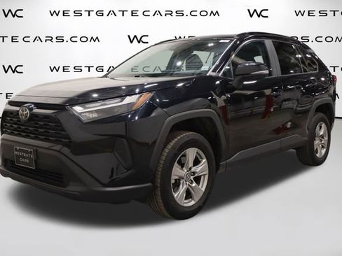 Used 2023 Toyota RAV4 XLE image 1