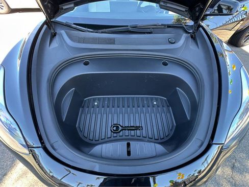 Used 2023 Tesla Model 3 Standard Range image 37