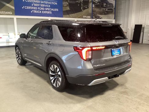 Used 2026 Ford Explorer Platinum w/ LUX Leather Package AWD/4WD image 3