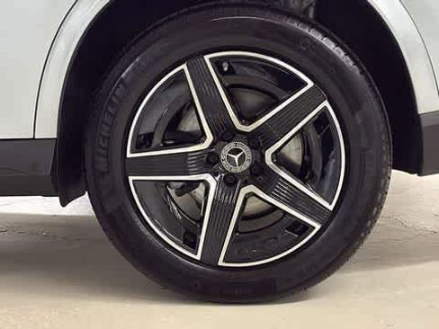 Certified 2026 Mercedes-Benz GLC 300 4MATIC image 11