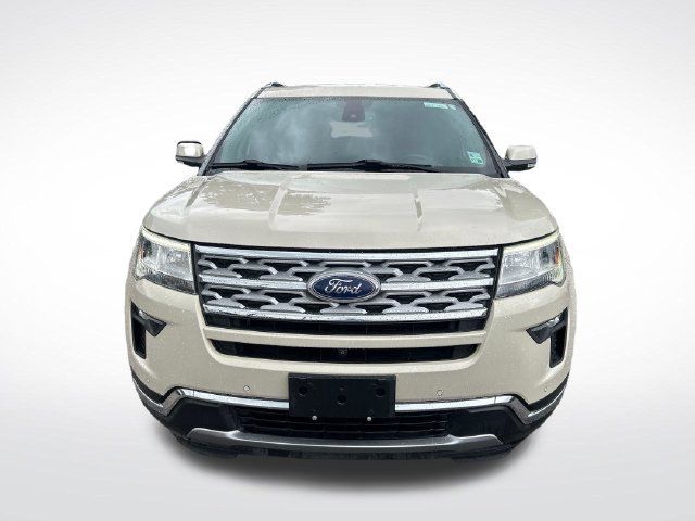 Used 2018 Ford Explorer Limited w/ Ford Safe & Smart Package FWD image 8