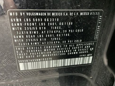 Used 2022 Volkswagen Tiguan SE image 32