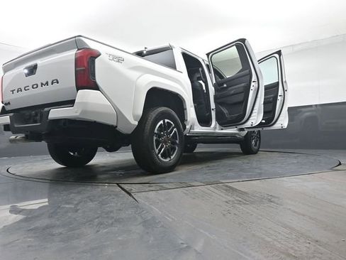 Used 2024 Toyota Tacoma TRD Sport image 50