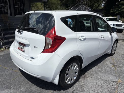 Used 2015 Nissan Versa Note SV image 4