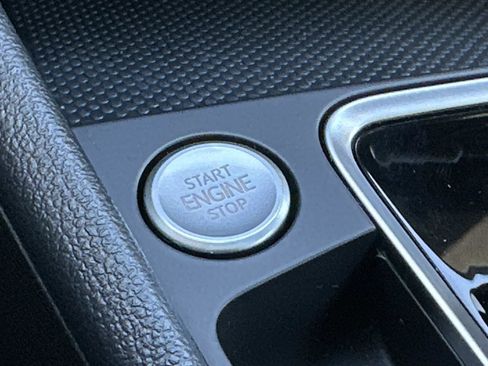 Used 2021 Volkswagen Jetta R-Line w/ R-Line Cold Weather Package image 28