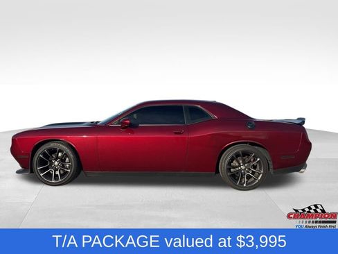 Used 2020 Dodge Challenger R/T w/ T/A Package image 2