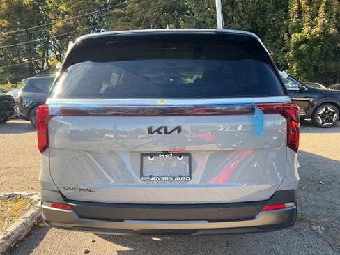 New 2026 Kia Carnival SX image 3