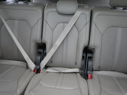 Used 2020 Ford Expedition Max Limited AWD/4WD image 13