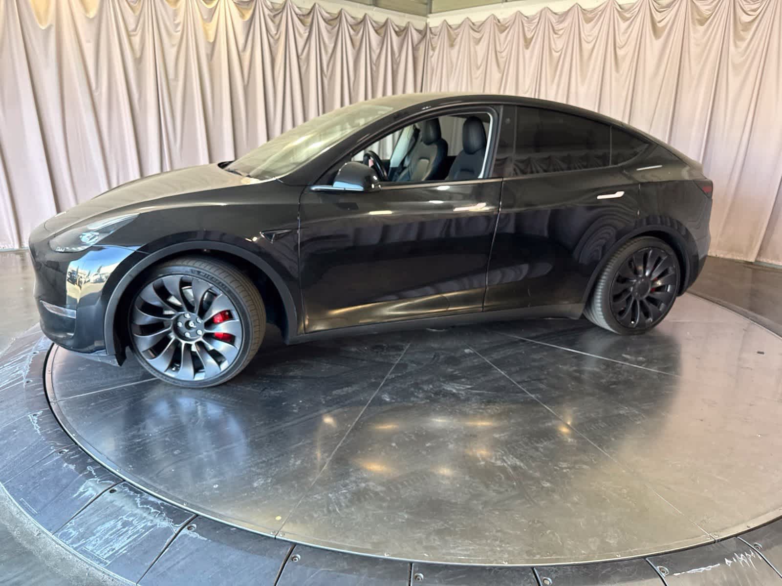 Used 2023 Tesla Model Y Performance AWD/4WD image 8