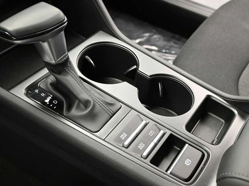 Used 2025 Hyundai Sonata SE FWD image 20