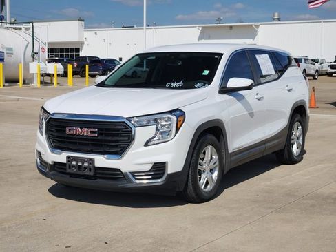 Certified 2023 GMC Terrain SLE image 3