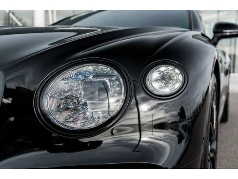 Used 2023 Bentley Continental GT V8 image 23