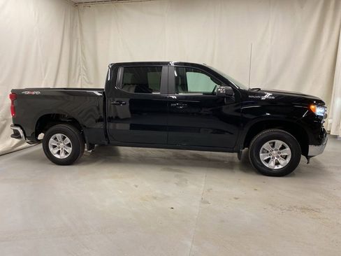Used 2025 Chevrolet Silverado 1500 LT image 9
